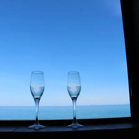 Una Finestra Sul Mare * Cefalù